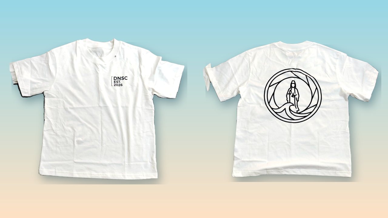 2 Surf Cam T-shirts (white, M & L)